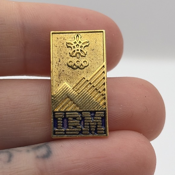 1988 Calgary Winter Olympics IBM Sponsor Gold Tone Lapel Hat Pin